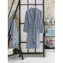 Луксозен халат и кърпи в кутия Листа
